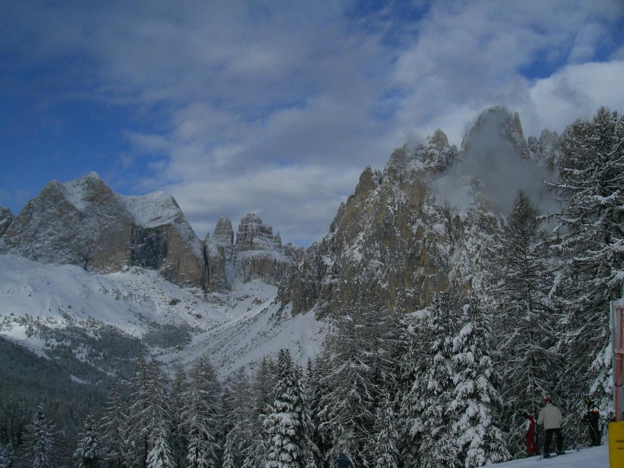 Hotel Vigo Vigo di Fassa Exterior photo